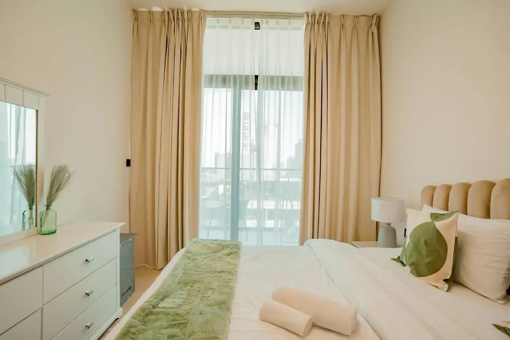 1-Bed In Binghatti Emerald With Pool ОАЭ