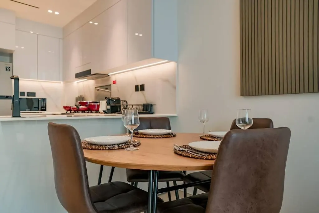 1-Bed In Binghatti Emerald With Pool 0*, Дубай ОАЭ