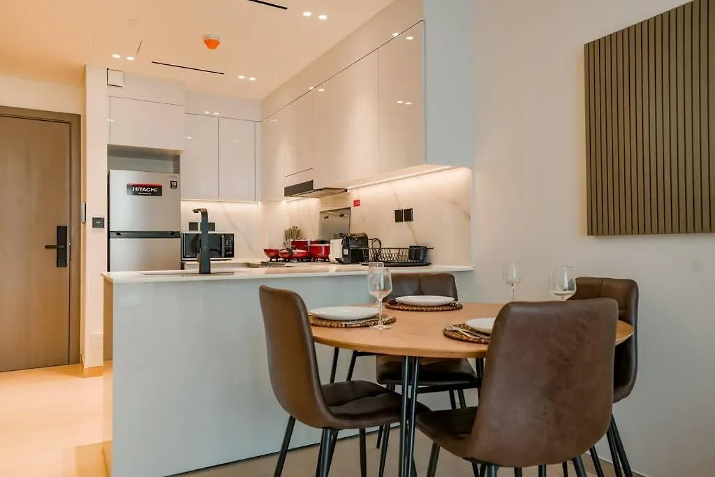1-Bed In Binghatti Emerald With Pool Апартаменты Дубай